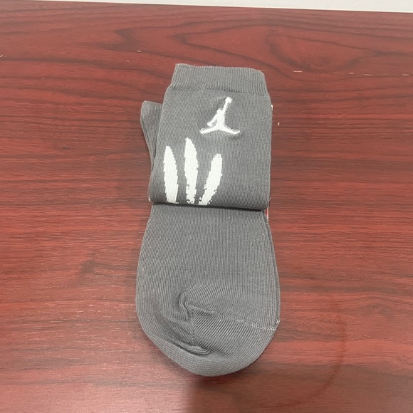 Jordan Legacy, Crew Socks, Grey, Black & White, 1 Pair - Picture 7 of 8